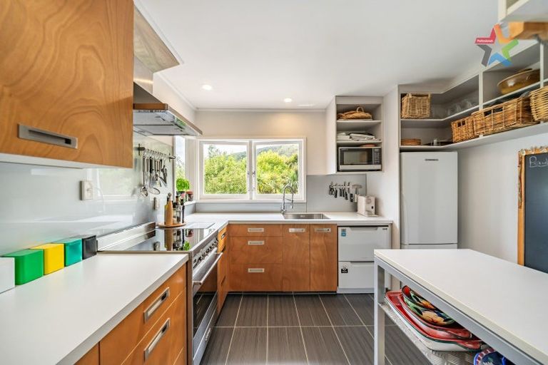 Photo of property in 15 Cleary Street, Waterloo, Lower Hutt, 5011