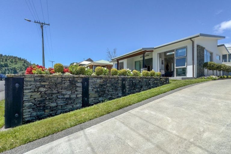 Photo of property in 207a Beach Road, Whangamata, 3620