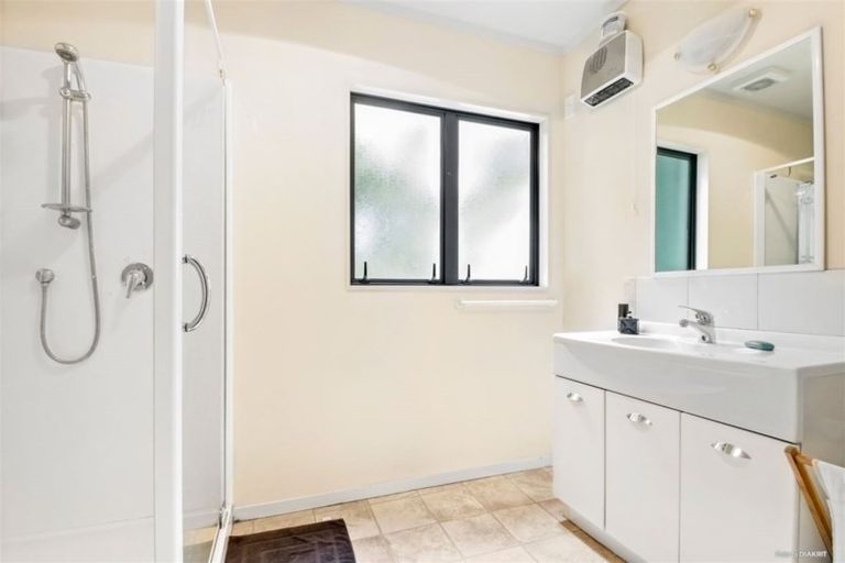 Photo of property in 30 Welsh Hills Road, Swanson, Auckland, 0614