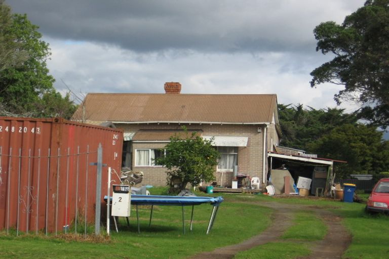 Photo of property in 2 Waione Avenue, Te Atatu Peninsula, Auckland, 0610