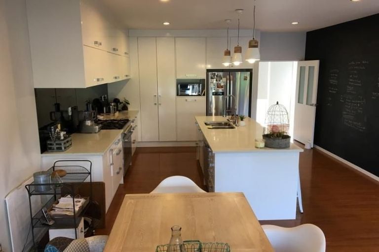 Photo of property in 19b Duncan Avenue, Te Atatu South, Auckland, 0610