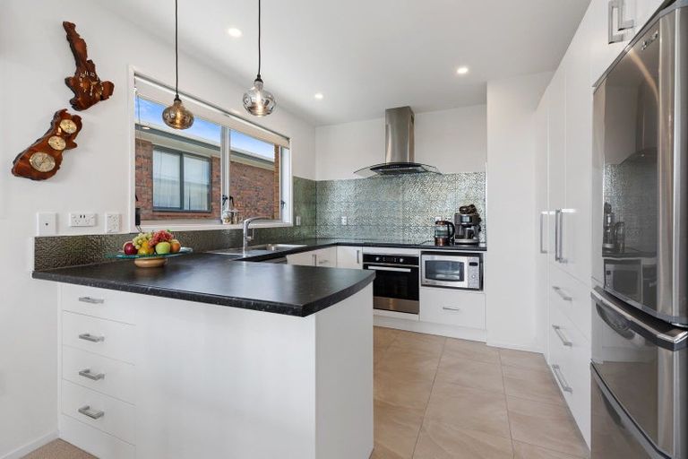 Photo of property in 24 Wickham Place, Hairini, Tauranga, 3112