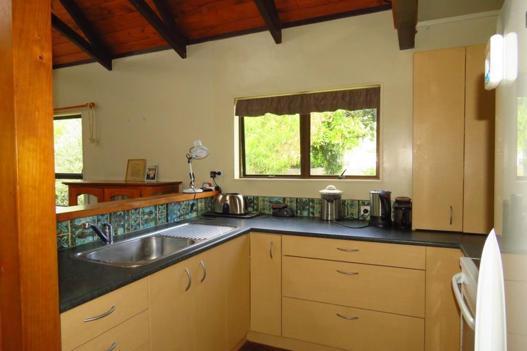 Photo of property in 6 Mako Street, Taupo Bay, Mangonui, 0494