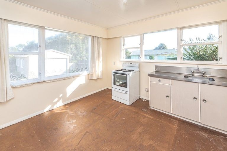 Photo of property in 7 Cornfoot Street, Castlecliff, Whanganui, 4501