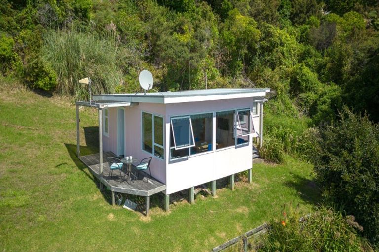 Photo of property in 345 Te Kouma Road, Te Kouma, Coromandel, 3581