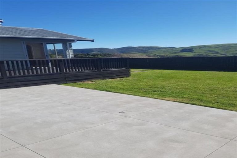 Photo of property in 18 Tarras Grove, Kelson, Lower Hutt, 5010