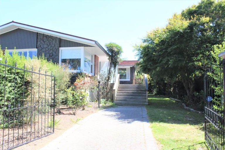 Photo of property in 5 Camelot Street, Ilam, Christchurch, 8041