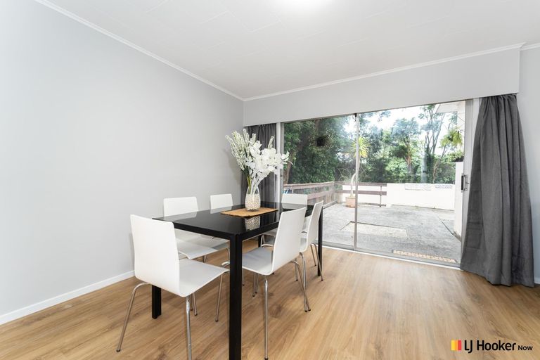 Photo of property in 52 Lawrence Crescent, Hillpark, Auckland, 2102