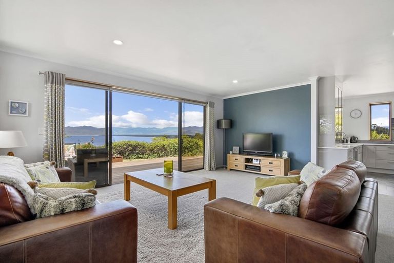 Photo of property in 35 Brabant Drive, Ruby Bay, Mapua, 7005