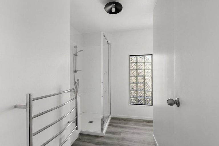 Photo of property in 21a Rimmington Drive, Hamilton Lake, Hamilton, 3204