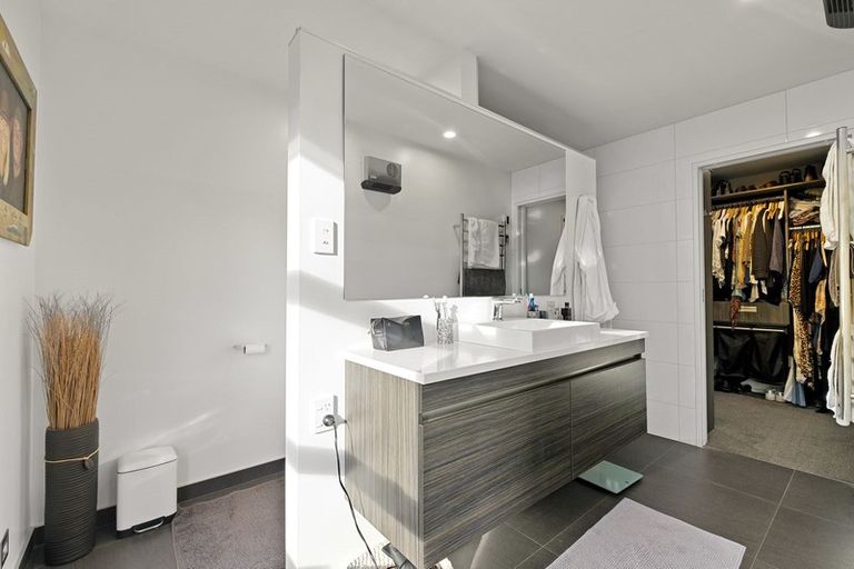 Photo of property in 15 Allenby Place, Wanaka, 9305