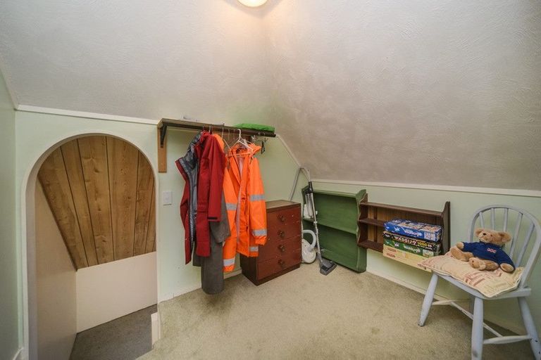 Photo of property in 8 Mcarthur Street, Terrace End, Palmerston North, 4410