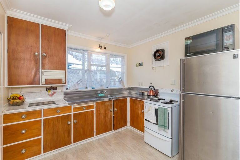 Photo of property in 39 Carlisle Street, Levin, 5510