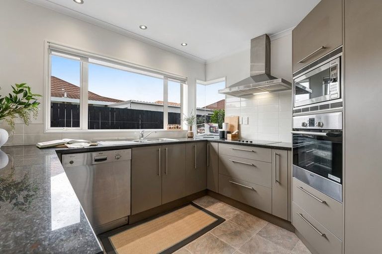 Photo of property in 12a Pine Road, Orewa, 0931