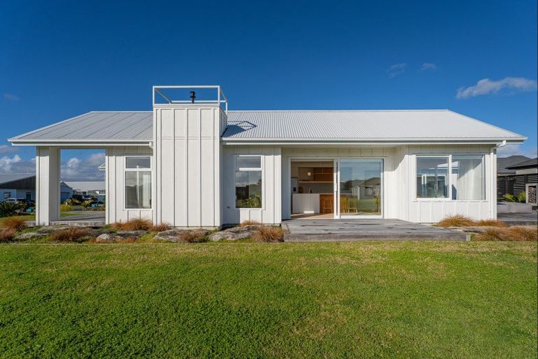 Photo of property in 26 Awatea Drive, Whitianga, 3510