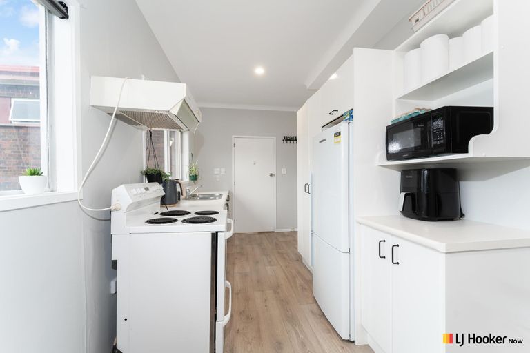 Photo of property in 52 Lawrence Crescent, Hillpark, Auckland, 2102