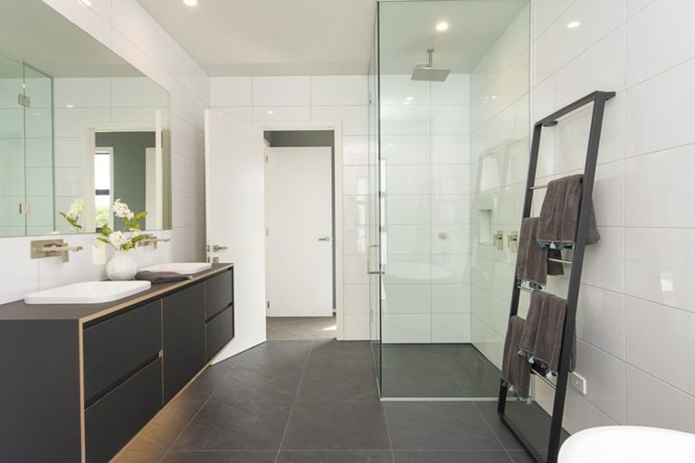 Photo of property in 160 Batty Road, Kingseat, Papakura, 2580