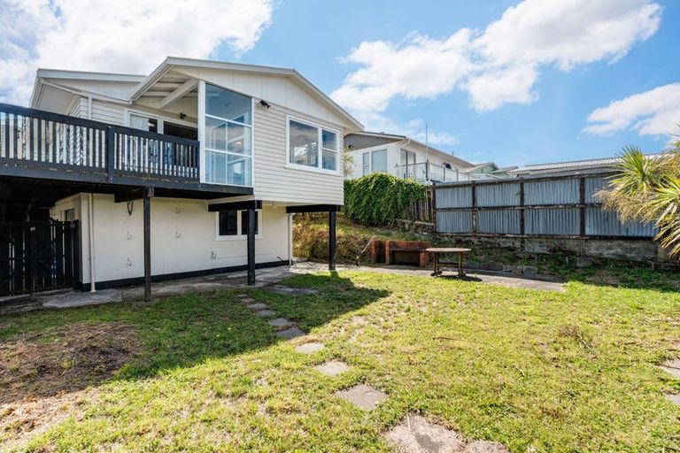 Photo of property in 172 Conclusion Street, Ascot Park, Porirua, 5024