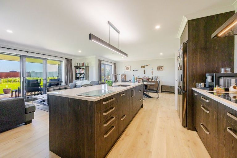 Photo of property in 3 Chamberry Drive, Waipukurau, 4282