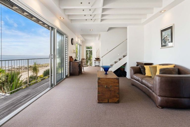 Photo of property in 109a Torkar Road, Clarks Beach, 2122