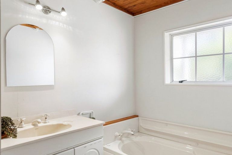 Photo of property in 4 Hunter Way, Otumoetai, Tauranga, 3110