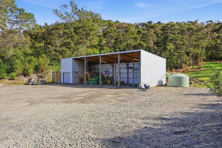 Photo of property in 49 Kanohi Road, Kaukapakapa, 0873