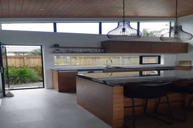 Photo of property in 20 Captain Wood Avenue, Whitianga, 3510