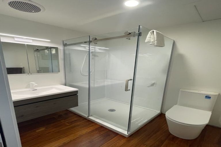 Photo of property in 1/3 Jutland Road, Hauraki, Auckland, 0622