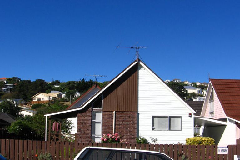 Photo of property in 50 Weka Street, Miramar, Wellington, 6022