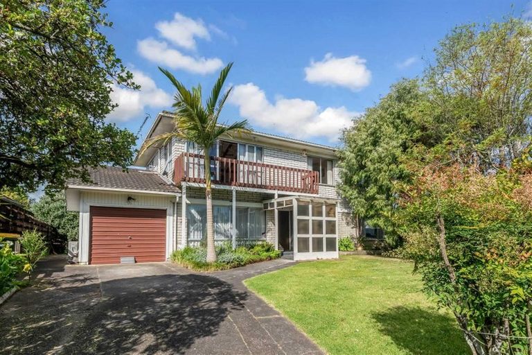 Photo of property in 94 Crawford Avenue, Mangere Bridge, Auckland, 2022