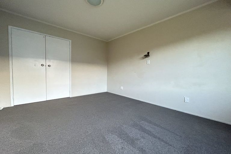 Photo of property in 2/34 Wallace Road, Papatoetoe, Auckland, 2025
