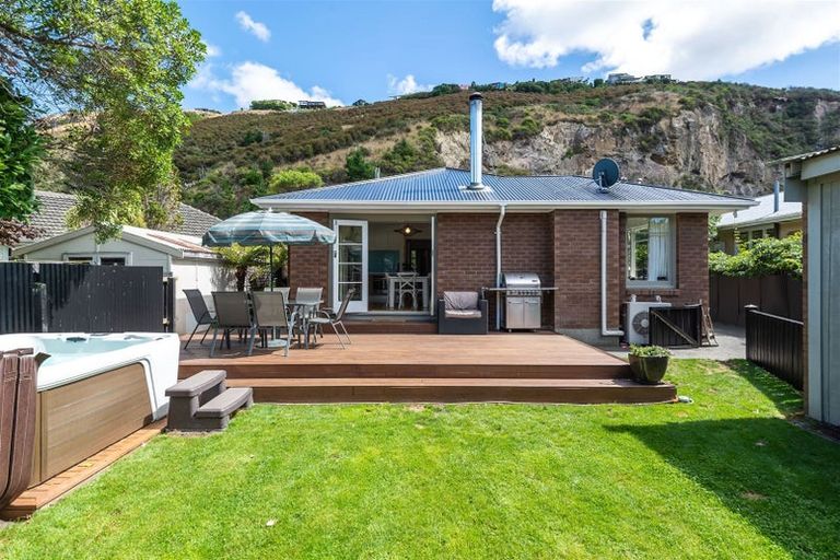 Photo of property in 67 Wakefield Avenue, Sumner, Christchurch, 8081