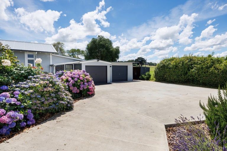 Photo of property in 6 Griffins Road, Marton, 4788