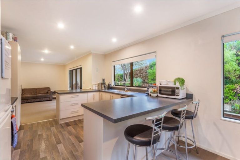 Photo of property in 12 Cabernet Close, Rototuna, Hamilton, 3210