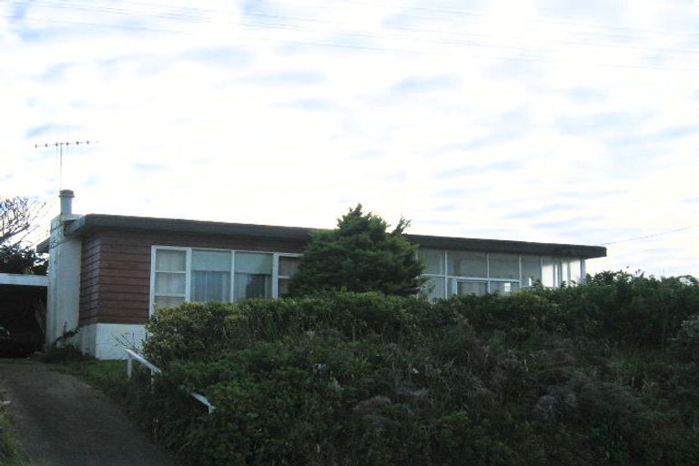 Photo of property in 19 Tasman Road, Otaki Beach, Otaki, 5512
