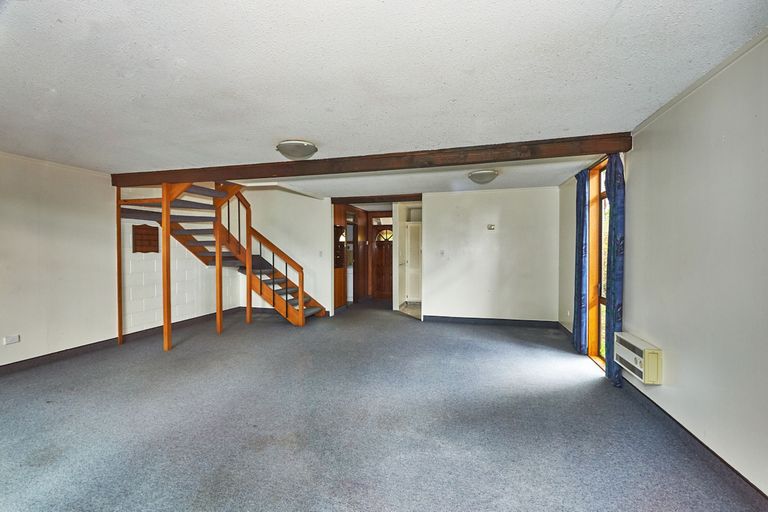Photo of property in 4/341 College Street, West End, Palmerston North, 4410