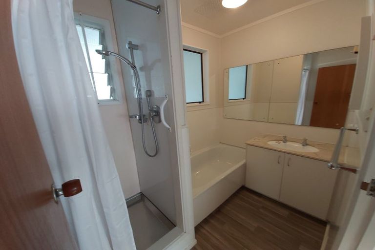 Photo of property in 8 Donald Street, Regent, Whangarei, 0112