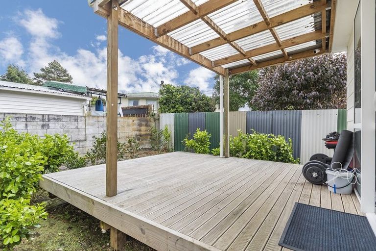 Photo of property in 135 Weymouth Road, Manurewa, Auckland, 2102