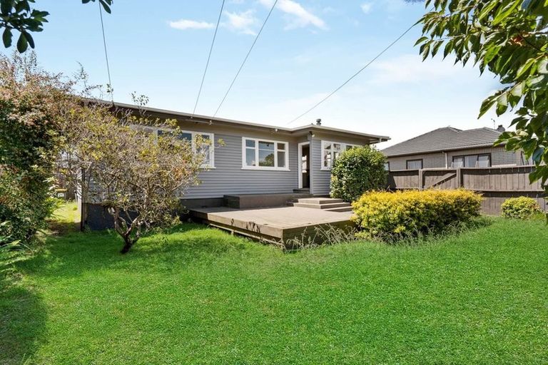 Photo of property in 1/30 Gloucester Road, Manurewa, Auckland, 2102