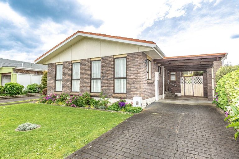 Photo of property in 44 Exeter Crescent, Springvale, Whanganui, 4501