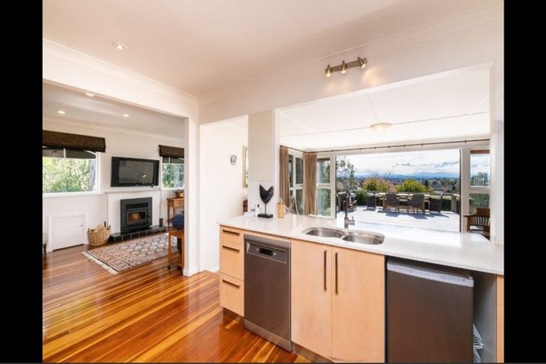 Photo of property in 59 Lucknow Road, Havelock North, 4130