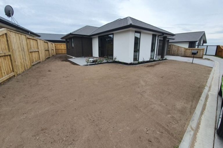 Photo of property in 5 Plate Lane, Papamoa, 3118