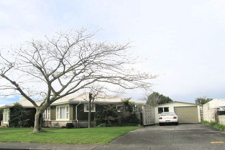 Photo of property in 66 Folkestone Drive, Flaxmere, Hastings, 4120