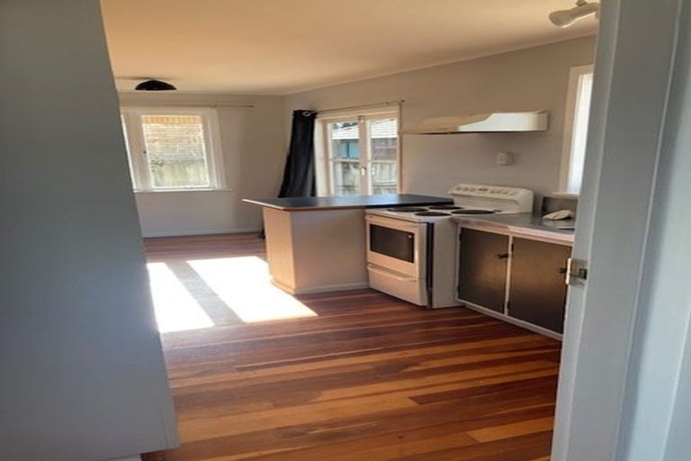 Photo of property in 70 Aurora Terrace, Hillcrest, Hamilton, 3216