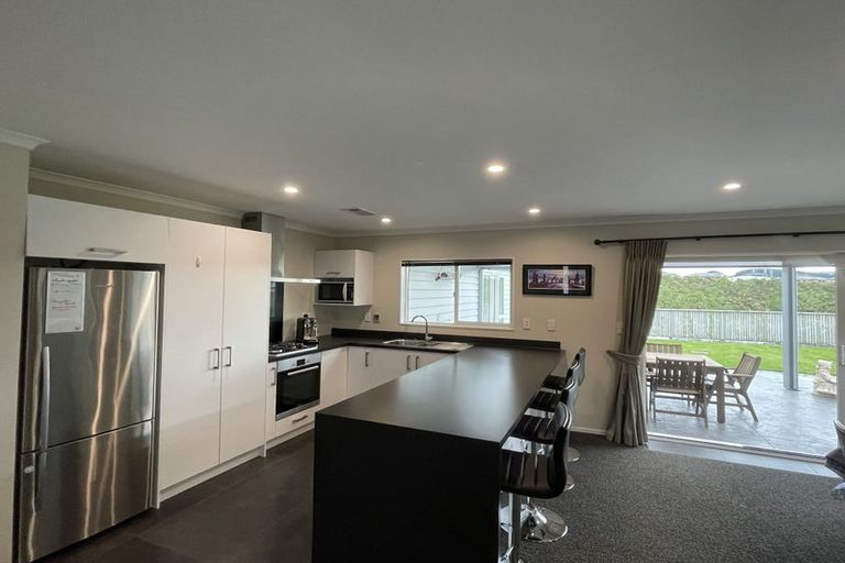 Photo of property in 10 Belize Grove, Grenada Village, Wellington, 6037