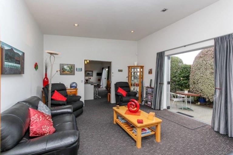 Photo of property in 149a Carrington Street, Lower Vogeltown, New Plymouth, 4310