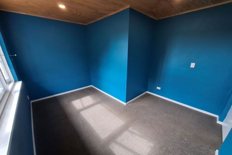 Photo of property in 69 Tarahua Road, Welbourn, New Plymouth, 4310