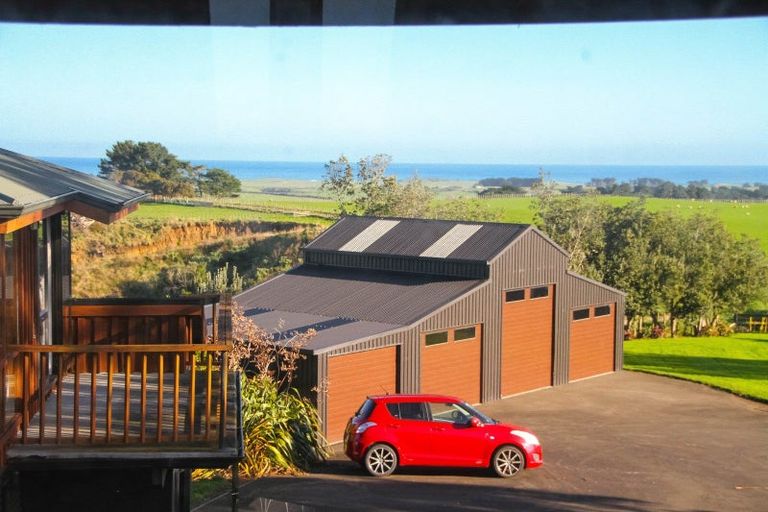 Photo of property in 135 Ngarino Road, Kai Iwi, Whanganui, 4574