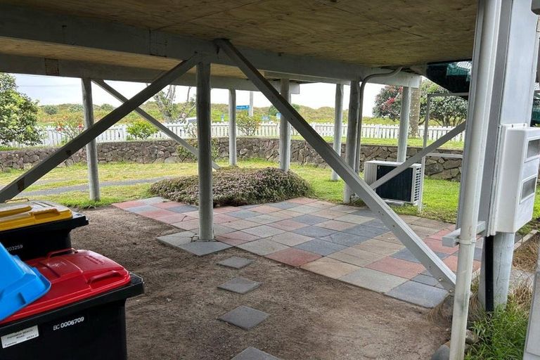 Photo of property in 654 Papamoa Beach Road, Papamoa Beach, Papamoa, 3118