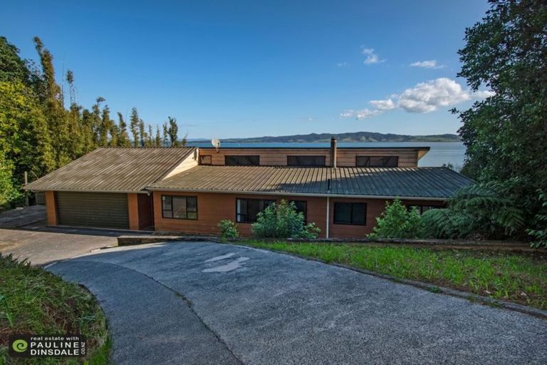 Photo of property in 206 Manganese Point Road, Tamaterau, Whangarei, 0174
